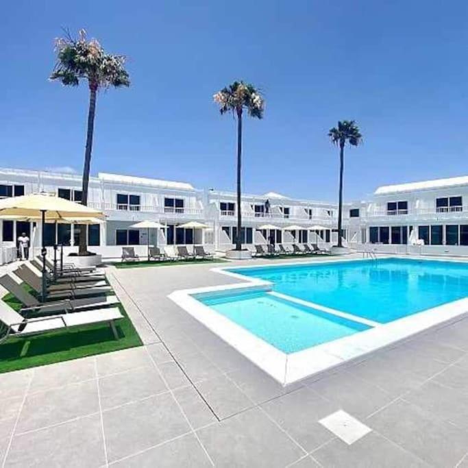 Puerto Del Carmen Airconditioned 2Bed Poolside Apt Esterno foto
