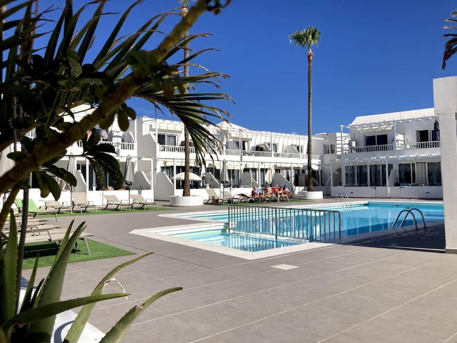 Puerto Del Carmen Airconditioned 2Bed Poolside Apt Esterno foto